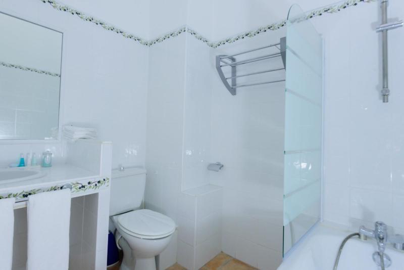 Hotel Belesso Фонтвілль Екстер'єр фото
